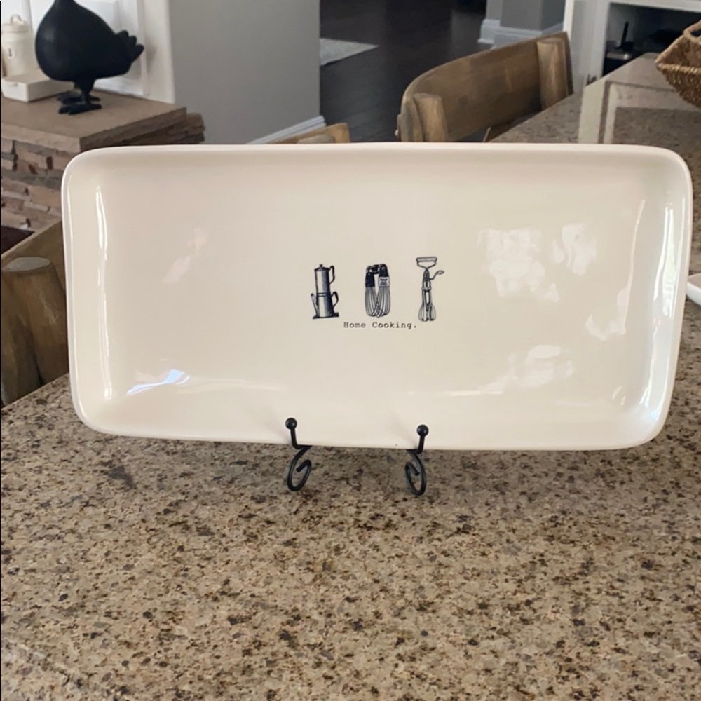 Rae Dunn platter